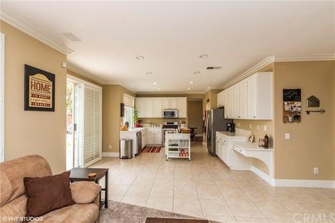 2538 Gilbert Ave, Corona, CA 92881 photo 9