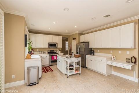 2538 Gilbert Ave, Corona, CA 92881 photo 8