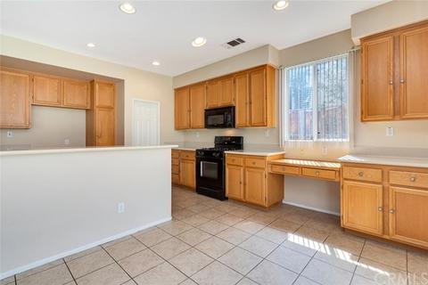 19741 Rotterdam, Riverside, CA 92508 photo 6