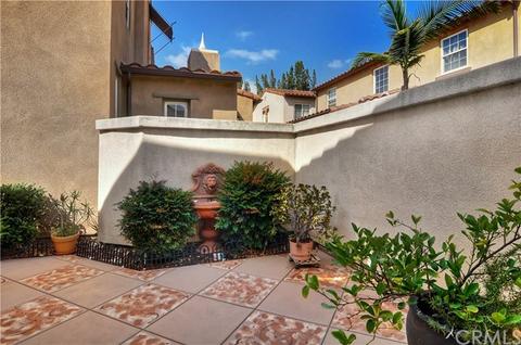 64 Alevera St, Irvine, CA 92618 photo 6