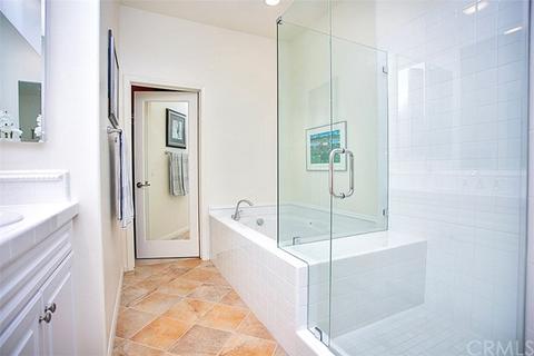 31 Hallmark, Irvine, CA 92620 photo 34