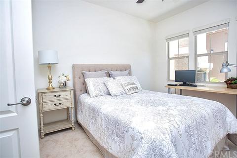 31 Hallmark, Irvine, CA 92620 photo 47