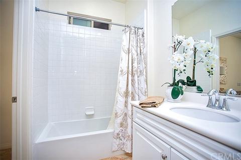 31 Hallmark, Irvine, CA 92620 photo 49