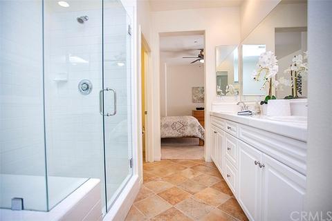 31 Hallmark, Irvine, CA 92620 photo 39
