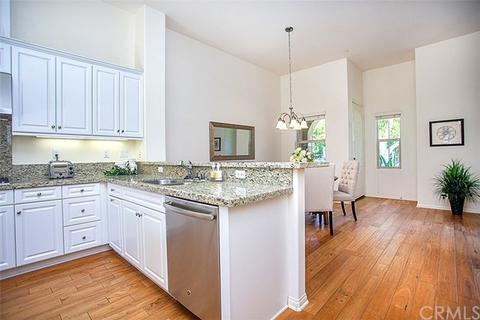 31 Hallmark, Irvine, CA 92620 photo 13