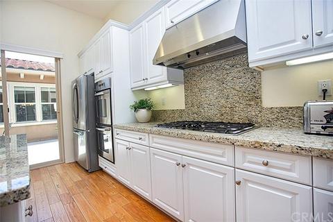 31 Hallmark, Irvine, CA 92620 photo 17