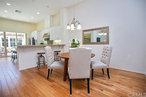 31 Hallmark, Irvine, CA 92620 photo 8