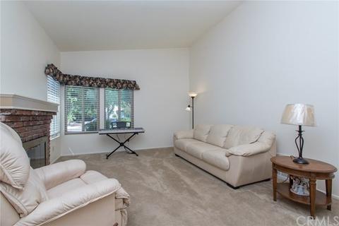 1833 Champlain Dr, Corona, CA 92880 photo 6
