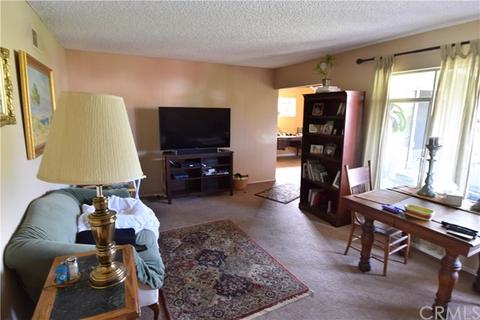 632 Darrell St, Costa Mesa, CA 92627 photo 3