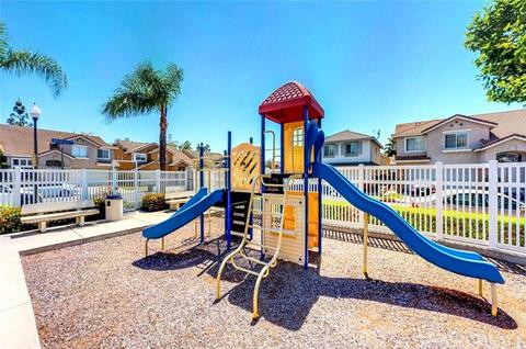 1210 E Sunflower Cir, Orange, CA 92866 photo 17