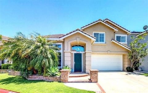 1210 E Sunflower Cir, Orange, CA 92866 photo 1