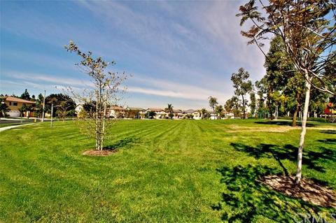 27 Iowa, Irvine, CA 92606 photo 31