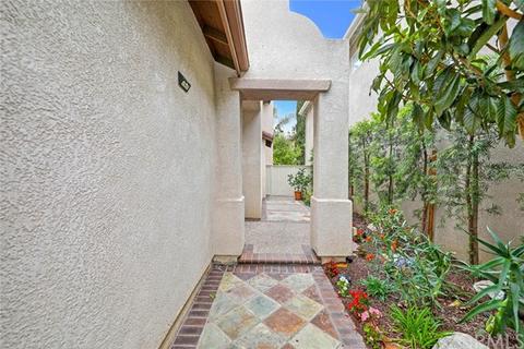 27 Iowa, Irvine, CA 92606 photo 3