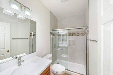 27 Iowa, Irvine, CA 92606 photo 13