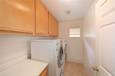 27 Iowa, Irvine, CA 92606 photo 25
