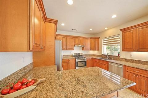 27 Iowa, Irvine, CA 92606 photo 8