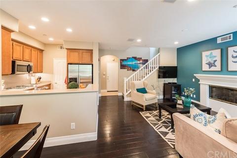 145 Topaz #15, Irvine, CA 92602 photo 5