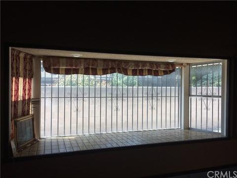 17625 Owen Ct, Fontana, CA 92335 photo 10