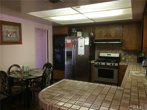17625 Owen Ct, Fontana, CA 92335 photo 5