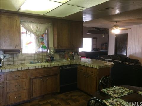 17625 Owen Ct, Fontana, CA 92335 photo 4