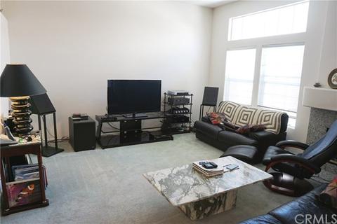 3 Torrigiani Aisle, Irvine, CA 92606 photo 4