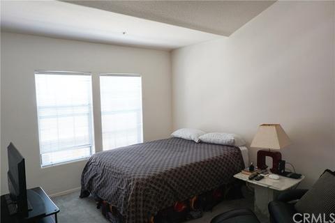 3 Torrigiani Aisle, Irvine, CA 92606 photo 8