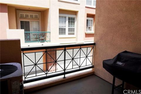 3 Torrigiani Aisle, Irvine, CA 92606 photo 3