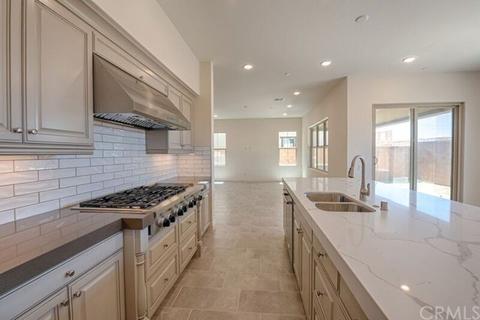207 Geyser, Irvine, CA 92618 photo 8