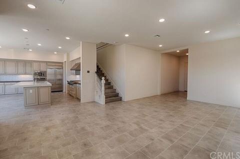 207 Geyser, Irvine, CA 92618 photo 4