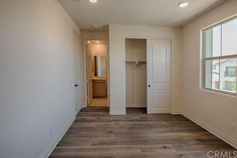 207 Geyser, Irvine, CA 92618 photo 11