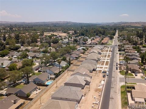 2955 Gibson St, Riverside, CA 92503 photo 2