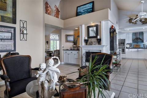 3534 E Shallow Brook Ln, Orange, CA 92867 photo 4