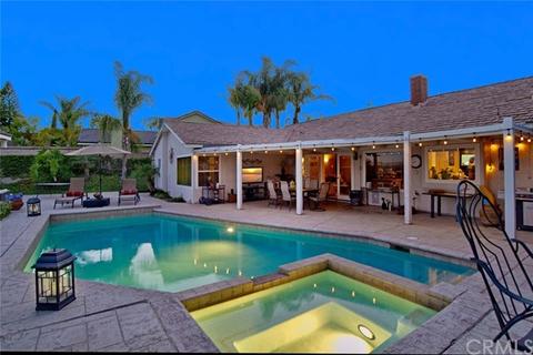 3534 E Shallow Brook Ln, Orange, CA 92867 photo 3