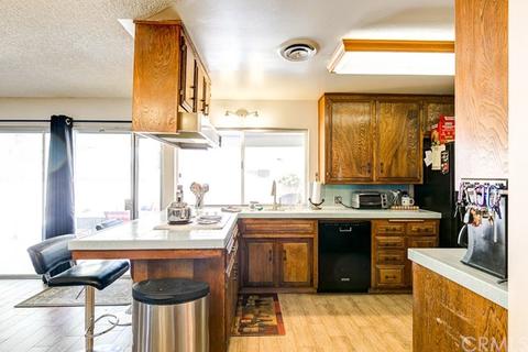 44049 Halcom Ave, Lancaster, CA 93536 photo 11
