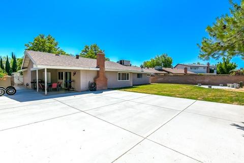 44049 Halcom Ave, Lancaster, CA 93536 photo 23