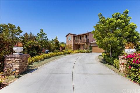 111 Nevine, Irvine, CA 92618 photo 2