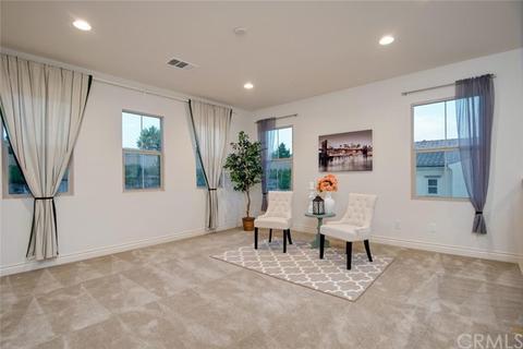 81 Dublin, Irvine, CA 92620 photo 19