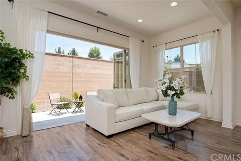 81 Dublin, Irvine, CA 92620 photo 7
