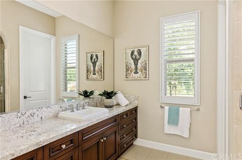 64 Heirloom, Irvine, CA 92618 photo 26