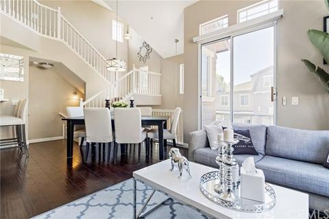 21 Garrison Loop, Ladera Ranch, CA 92694 photo 2