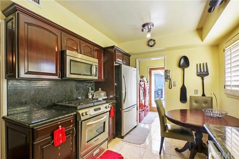 942 N Magnolia Ave, Rialto, CA 92376 photo 6