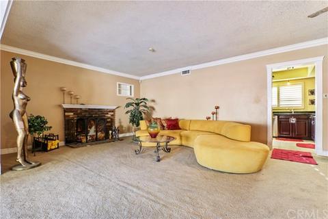 942 N Magnolia Ave, Rialto, CA 92376 photo 9
