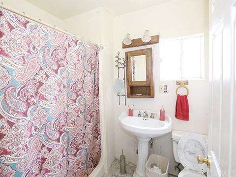4706 Grape St, Pico Rivera, CA 90660 photo 8