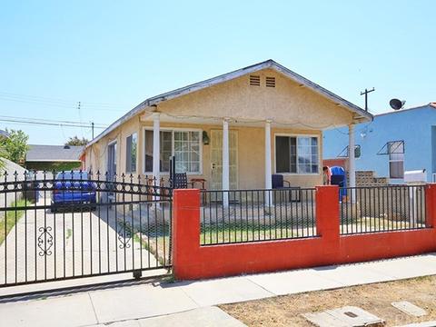 4706 Grape St, Pico Rivera, CA 90660 photo 1