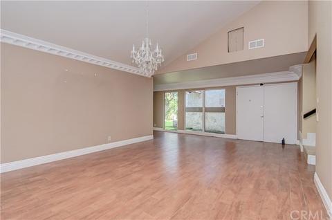 23391 Devonshire Dr, Lake Forest, CA 92630 photo 4