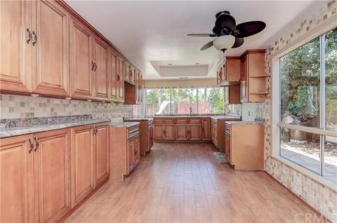 23391 Devonshire Dr, Lake Forest, CA 92630 photo 6