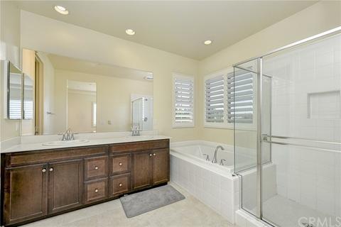 202 Desert Bloom, Irvine, CA 92618 photo 4