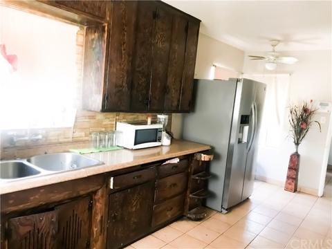544 W Plum St, Compton, CA 90222 photo 3