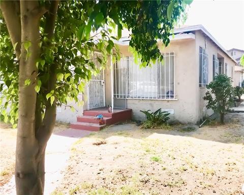 544 W Plum St, Compton, CA 90222 photo 2