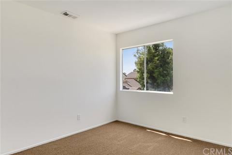 13557 Sutter Ct, Fontana, CA 92336 photo 14